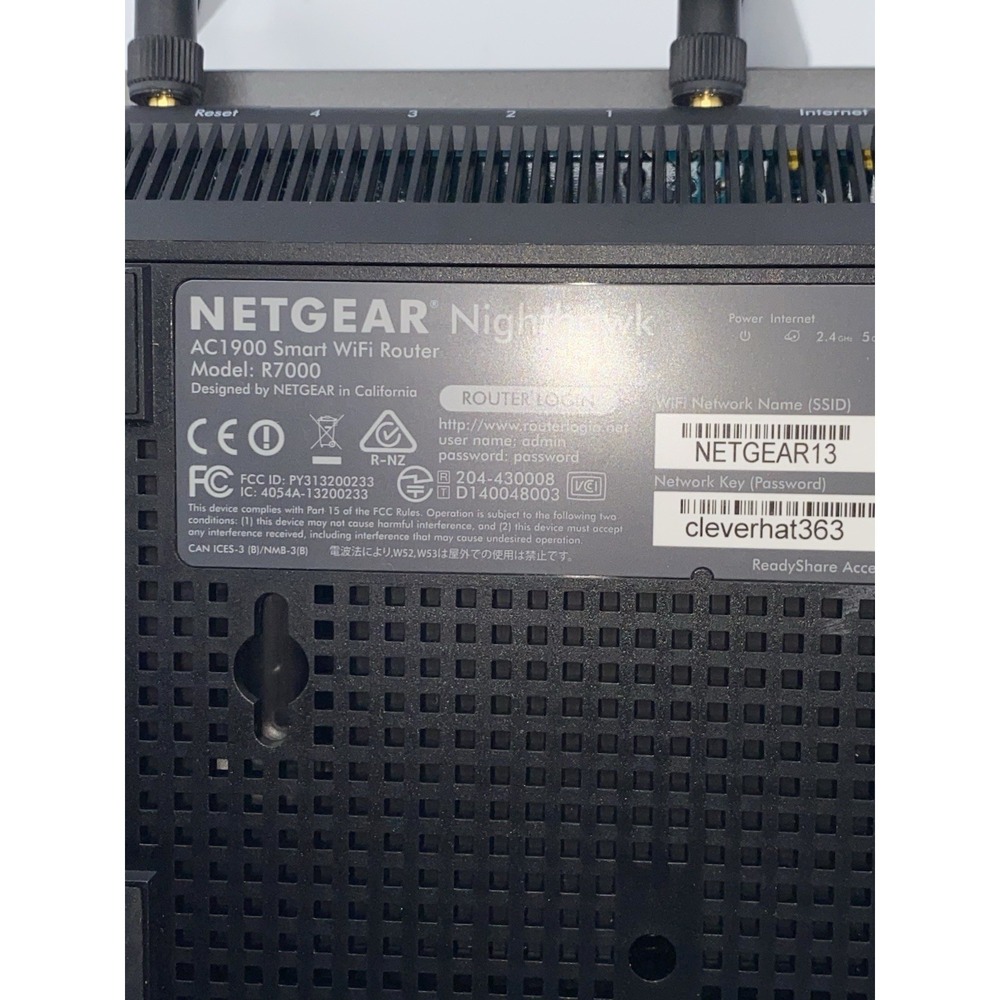 NETGEAR Nighthawk R7000 AC1900 Smart Wi-Fi Wireless Router -‎ Unit Only - Picture 6 of 7